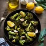 Roasted broccoli in skillet for brócoli recipes